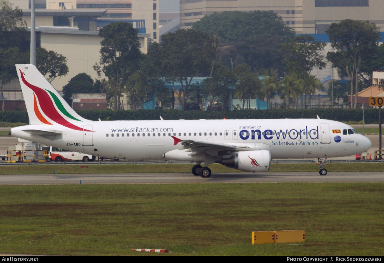 Aircraft Photo of 4R-ABO | Airbus A320-214 | SriLankan Airlines | AirHistory.net #373265