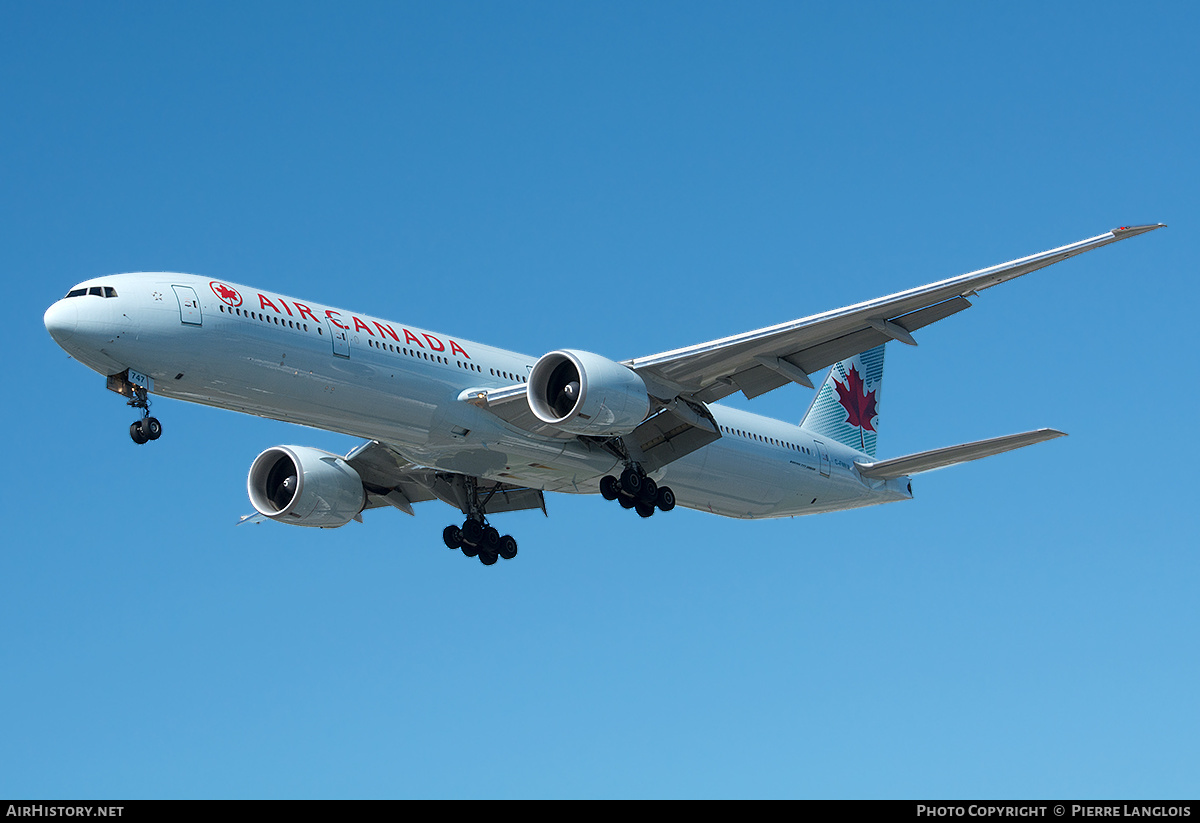 Aircraft Photo of C-FNNW | Boeing 777-333/ER | Air Canada | AirHistory.net #373280