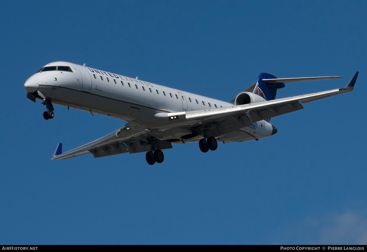 Aircraft Photo of N502MJ | Bombardier CRJ-701ER (CL-600-2C10) | United Express | AirHistory.net #373297
