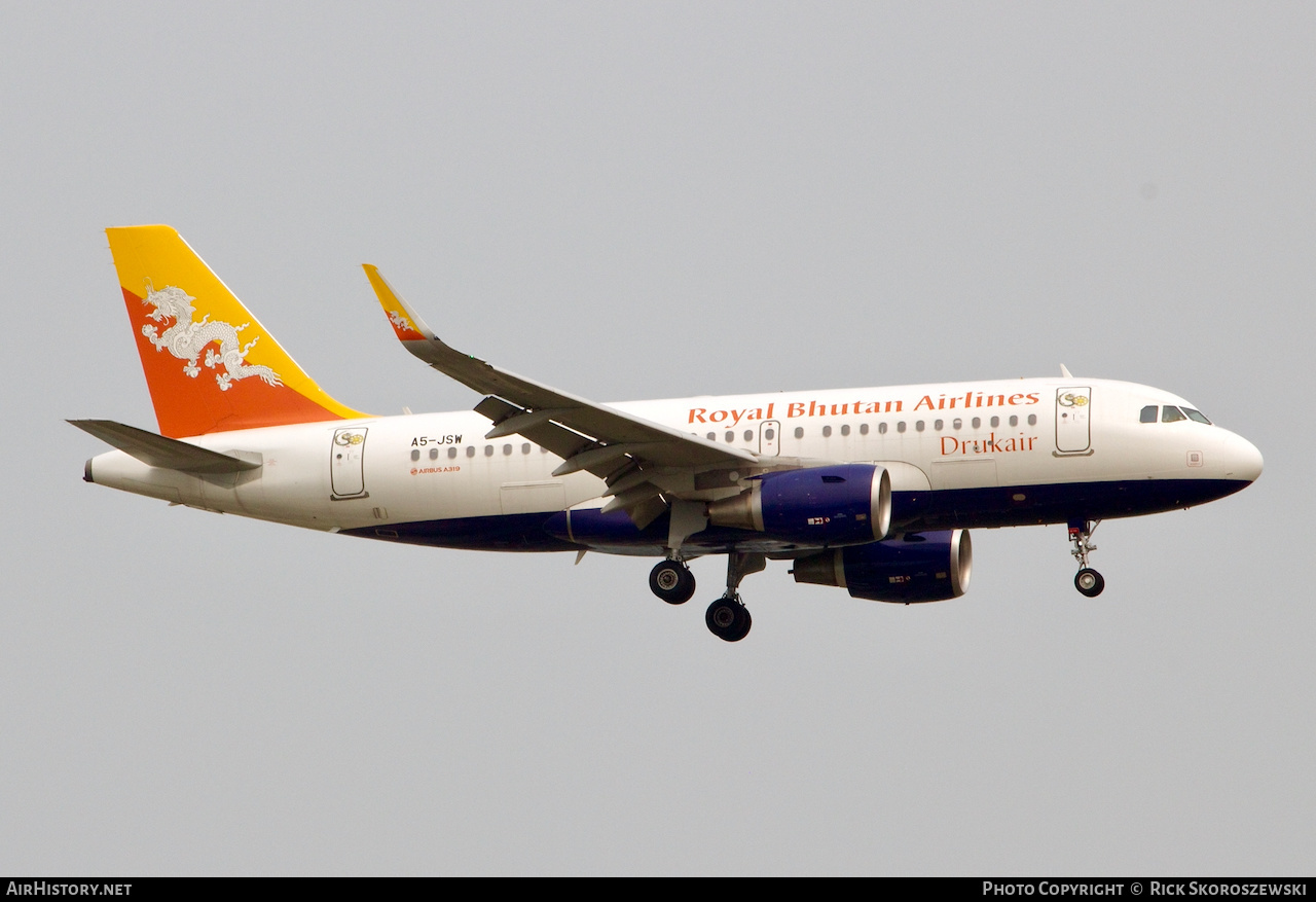 Aircraft Photo of A5-JSW | Airbus A319-115 | Drukair - Royal Bhutan Airlines | AirHistory.net #373360