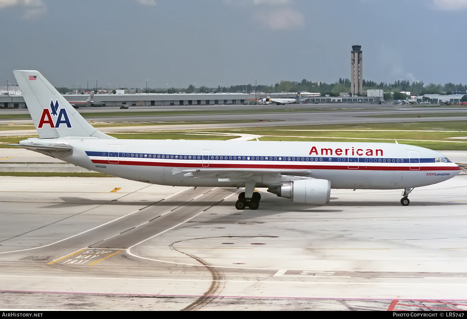 Aircraft Photo of N18066 | Airbus A300B4-605R | American Airlines | AirHistory.net #373372