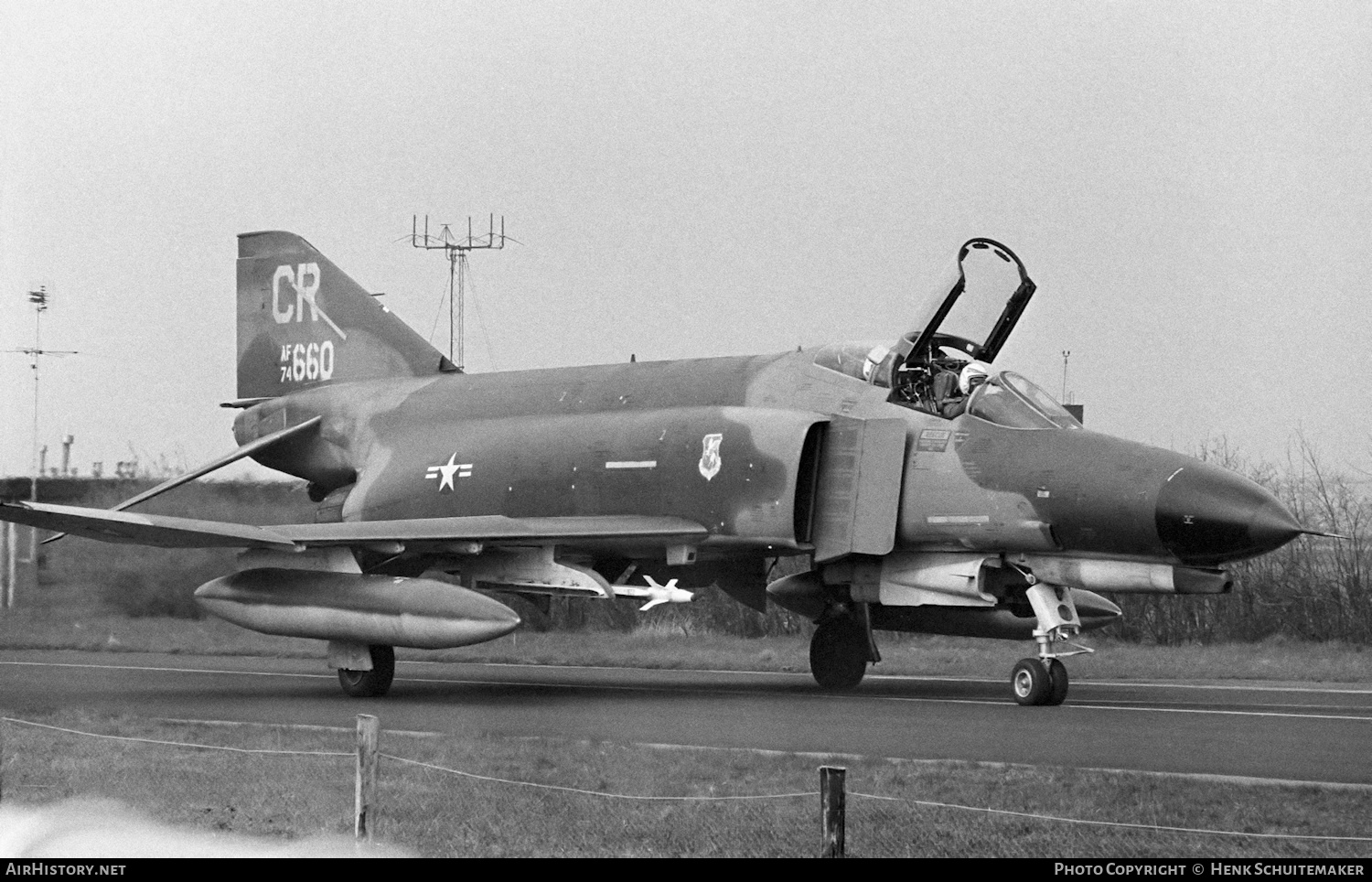 Aircraft Photo of 74-0660 / AF74-660 | McDonnell Douglas F-4E Phantom II | USA - Air Force | AirHistory.net #373386