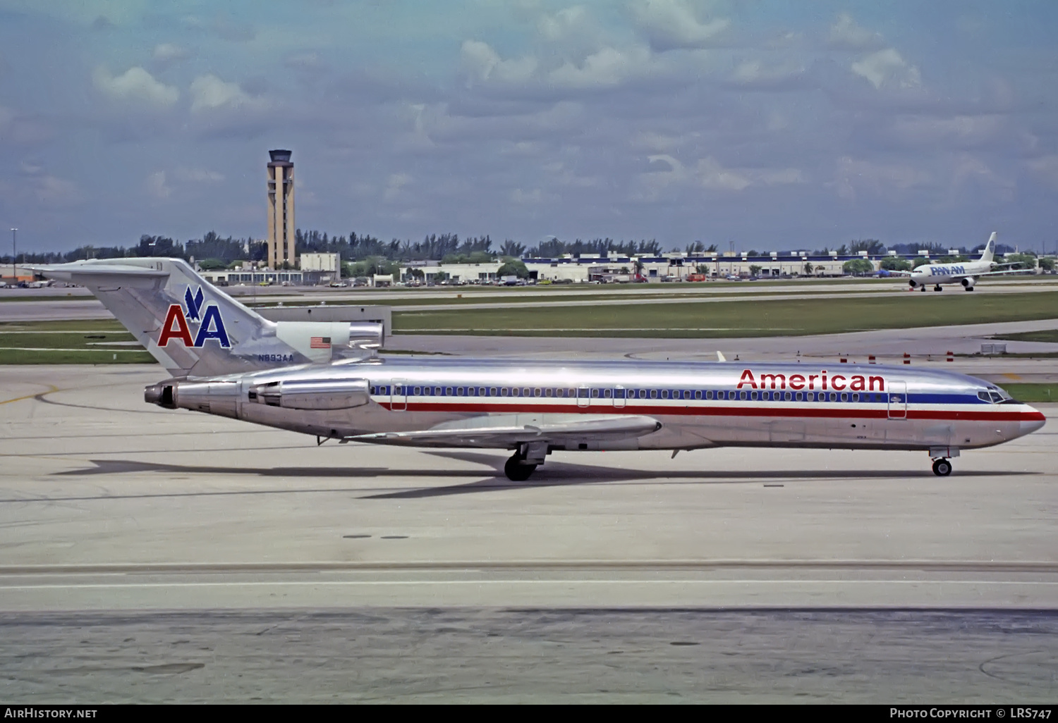 Aircraft Photo of N893AA | Boeing 727-223/Adv | American Airlines | AirHistory.net #373416