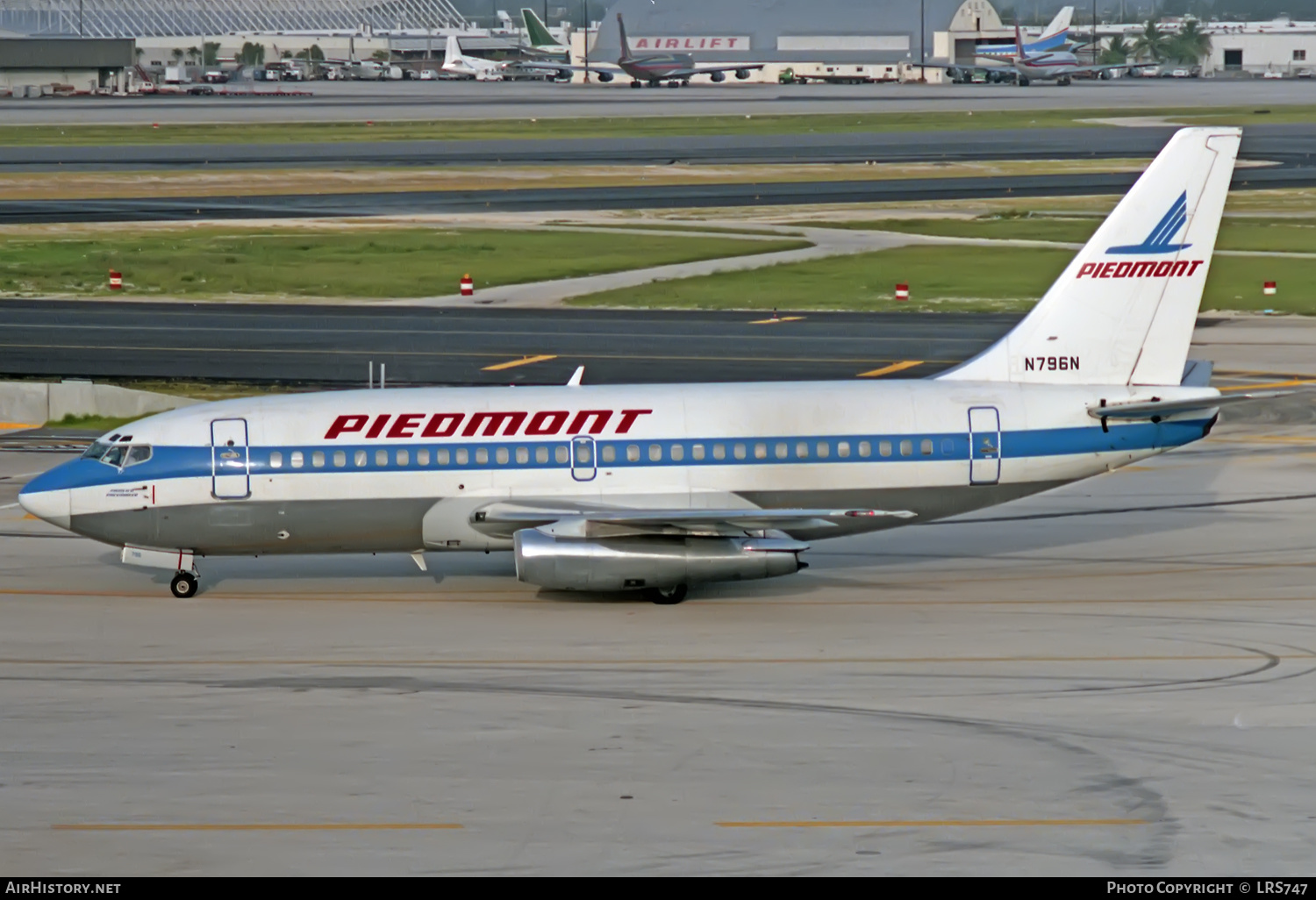Aircraft Photo of N796N | Boeing 737-201/Adv | Piedmont Airlines | AirHistory.net #373456