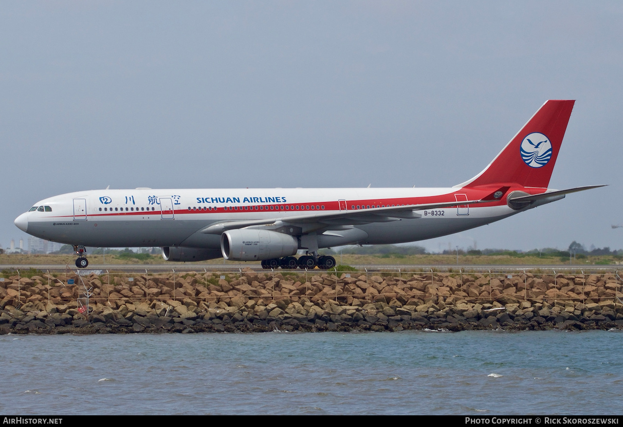 Aircraft Photo of B-8332 | Airbus A330-243 | Sichuan Airlines | AirHistory.net #373580