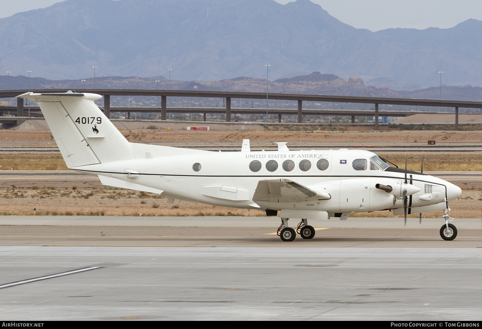 Aircraft Photo of 84-0179 / 40179 | Beech C-12T-3 Huron (B200C) | USA - Army | AirHistory.net #373612