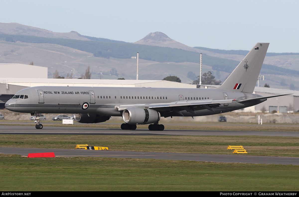 Aircraft Photo of NZ7571 | Boeing 757-2K2 | New Zealand - Air Force | AirHistory.net #373651