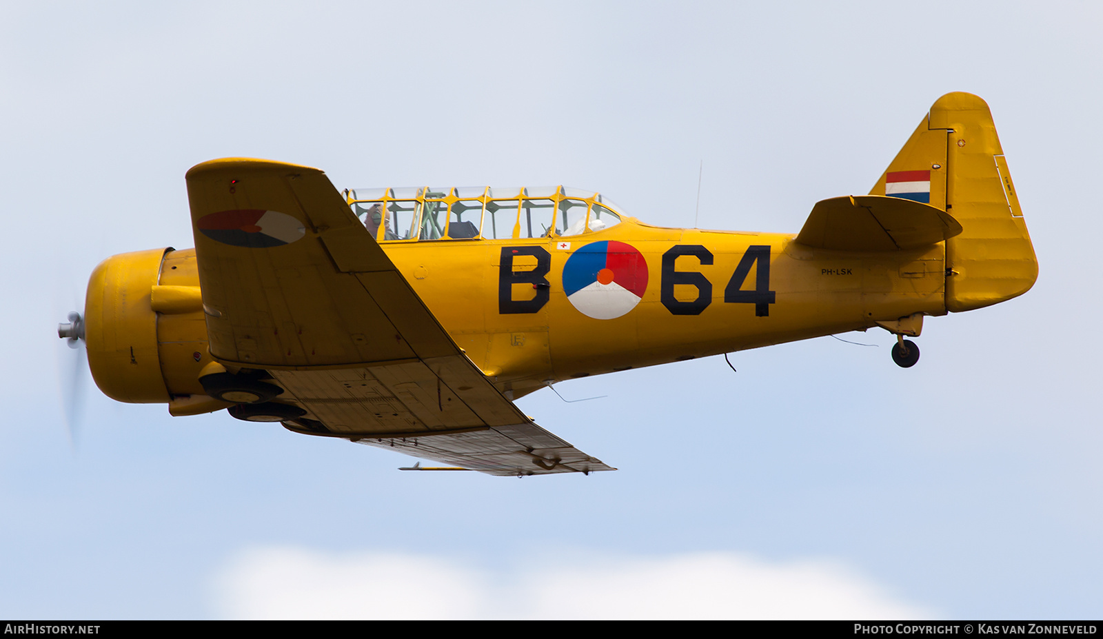 Aircraft Photo of PH-LSK / B-64 | North American AT-16 Harvard IIB | Netherlands - Air Force | AirHistory.net #373817