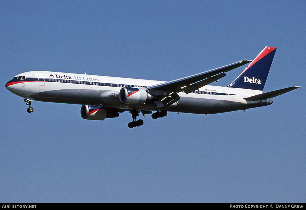 Aircraft Photo of N1611B | Boeing 767-332/ER | Delta Air Lines | AirHistory.net #373845