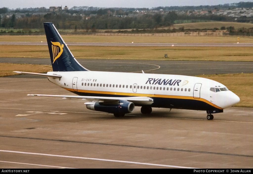 Aircraft Photo of EI-CKP | Boeing 737-2K2/Adv | Ryanair | AirHistory.net #373864