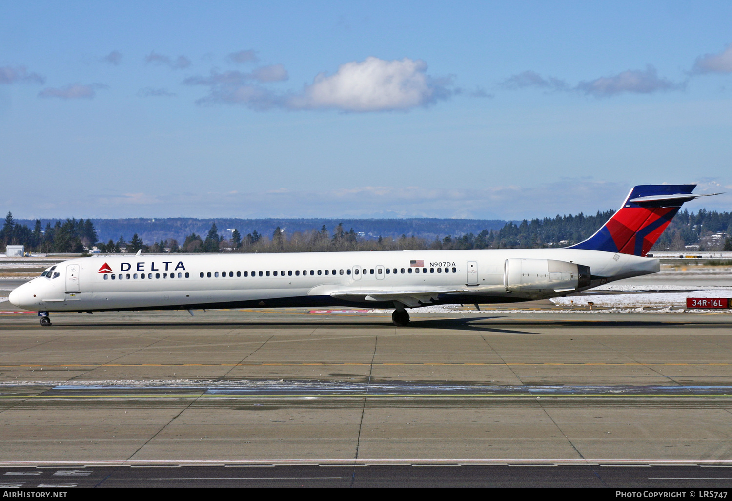 Aircraft Photo of N907DA | McDonnell Douglas MD-90-30 | Delta Air Lines | AirHistory.net #373985
