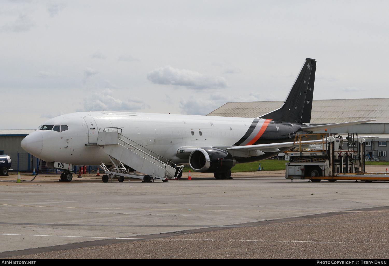 Aircraft Photo of G-POWS | Boeing 737-436/SF | Titan Airways | AirHistory.net #374224