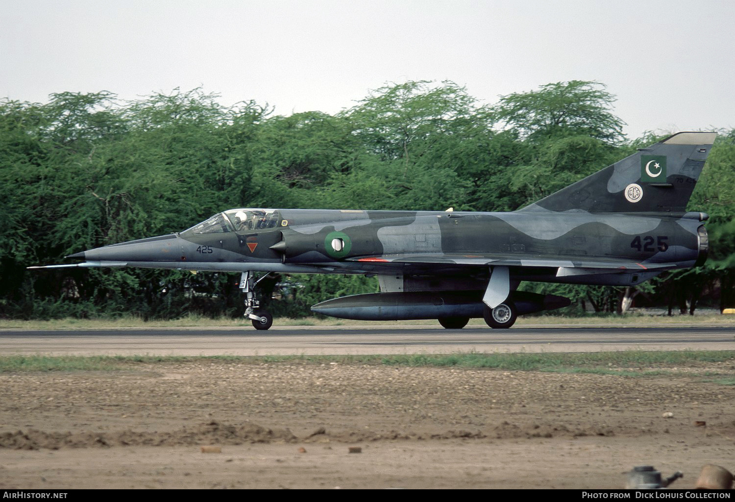 Aircraft Photo of 70-425 | Dassault Mirage 5PA | Pakistan - Air Force | AirHistory.net #374226