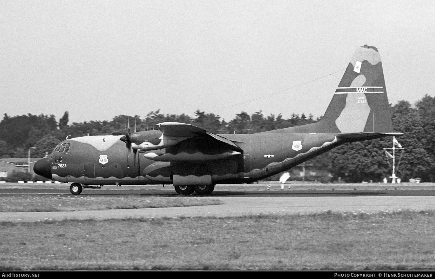 Aircraft Photo of 63-7823 / 37823 | Lockheed C-130E Hercules (L-382) | USA - Air Force | AirHistory.net #374268