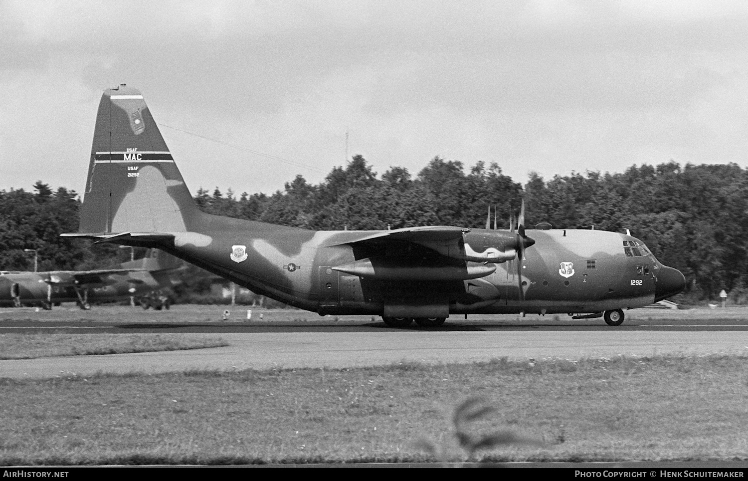 Aircraft Photo of 72-1292 / 21292 | Lockheed C-130E Hercules (L-382) | USA - Air Force | AirHistory.net #374273
