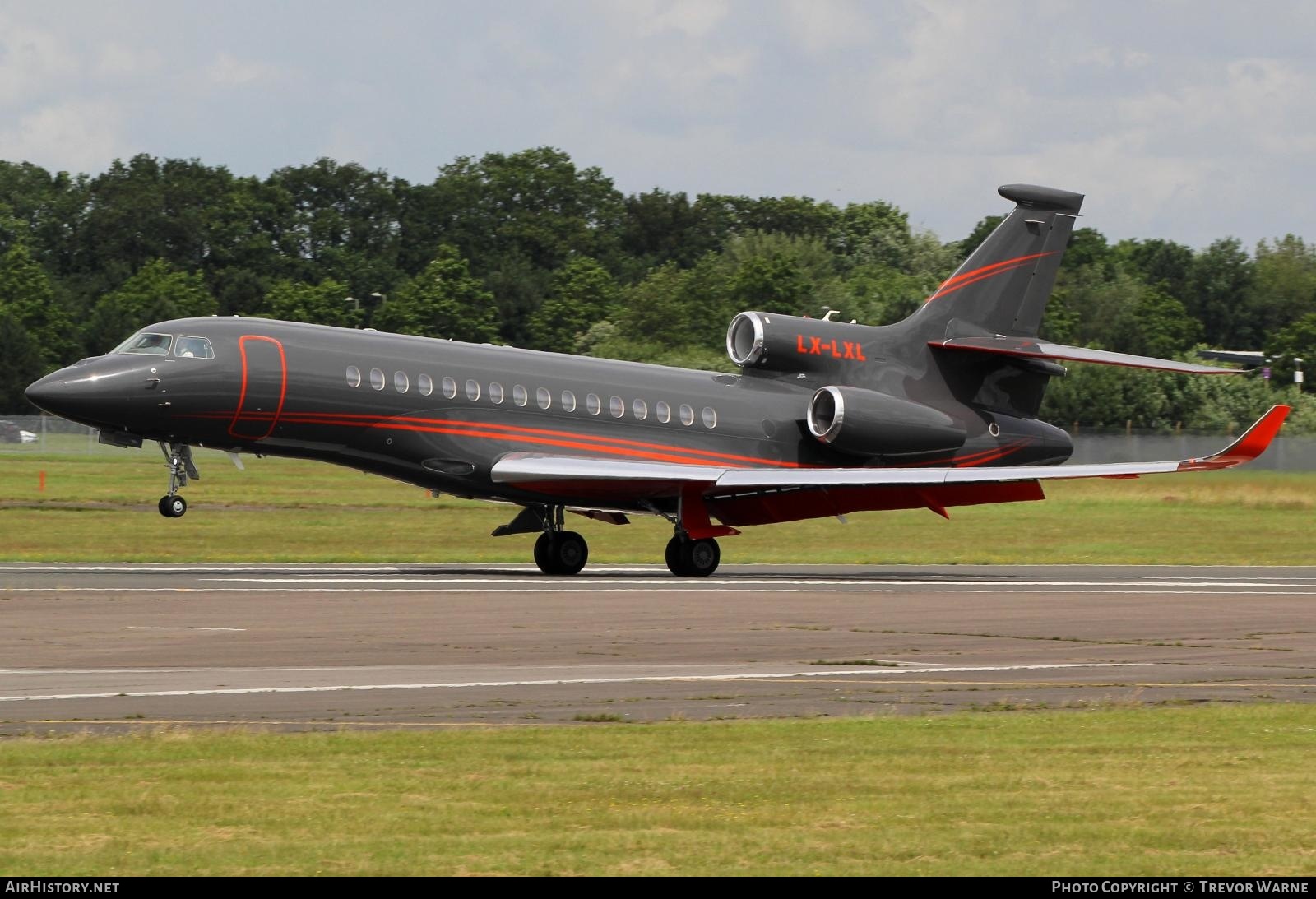 Aircraft Photo of LX-LXL | Dassault Falcon 8X | AirHistory.net #374279