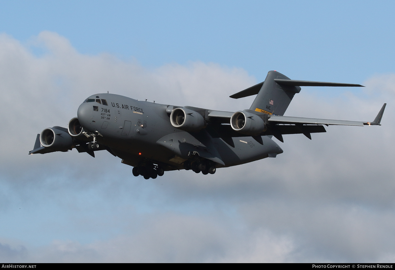 Aircraft Photo of 07-7184 / 77184 | Boeing C-17A Globemaster III | USA - Air Force | AirHistory.net #374284