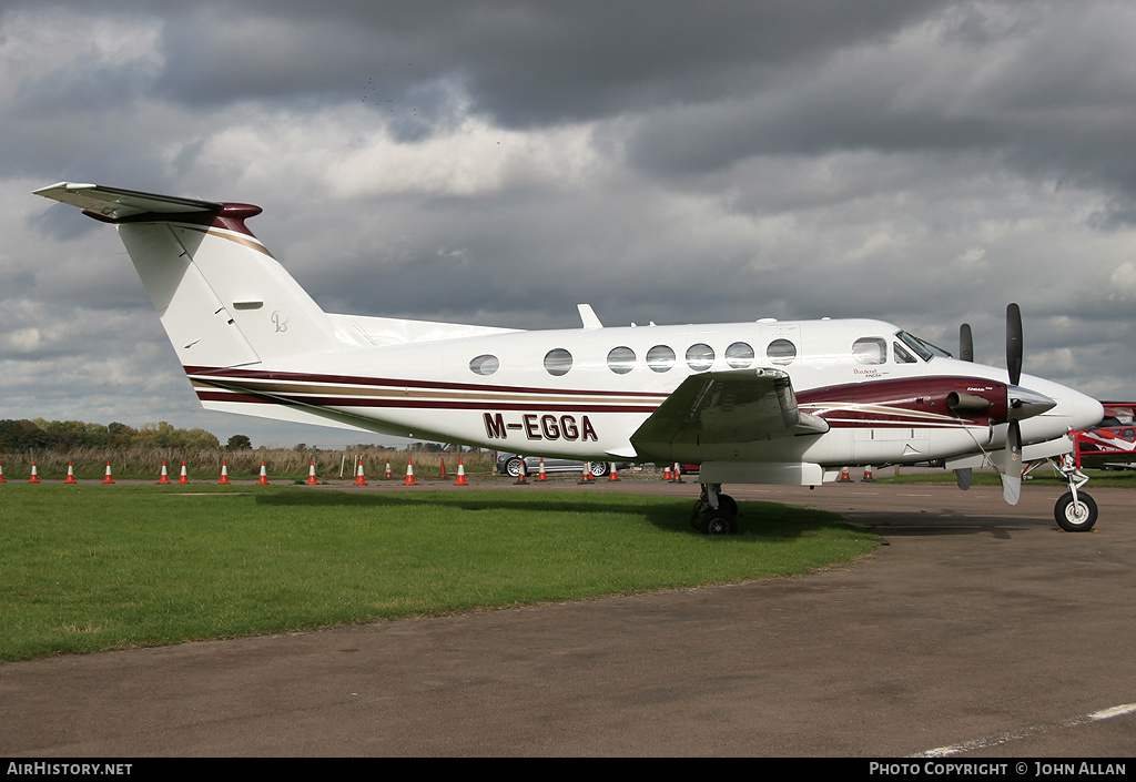 Aircraft Photo of M-EGGA | Raytheon B200 King Air | AirHistory.net #374404