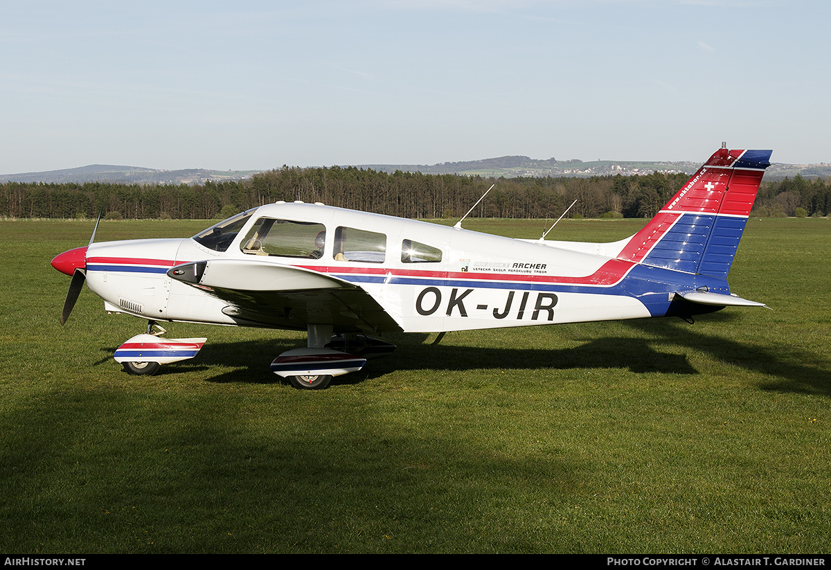 Aircraft Photo of OK-JIR | Piper PA-28-180 Cherokee Archer | Aeroklub Tábor | AirHistory.net #374463