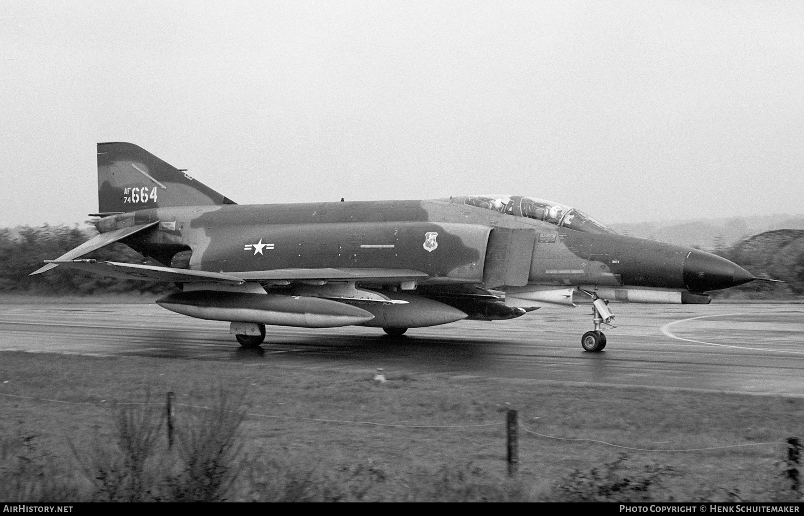 Aircraft Photo of 74-0664 / AF74-664 | McDonnell Douglas F-4E Phantom II | USA - Air Force | AirHistory.net #374491