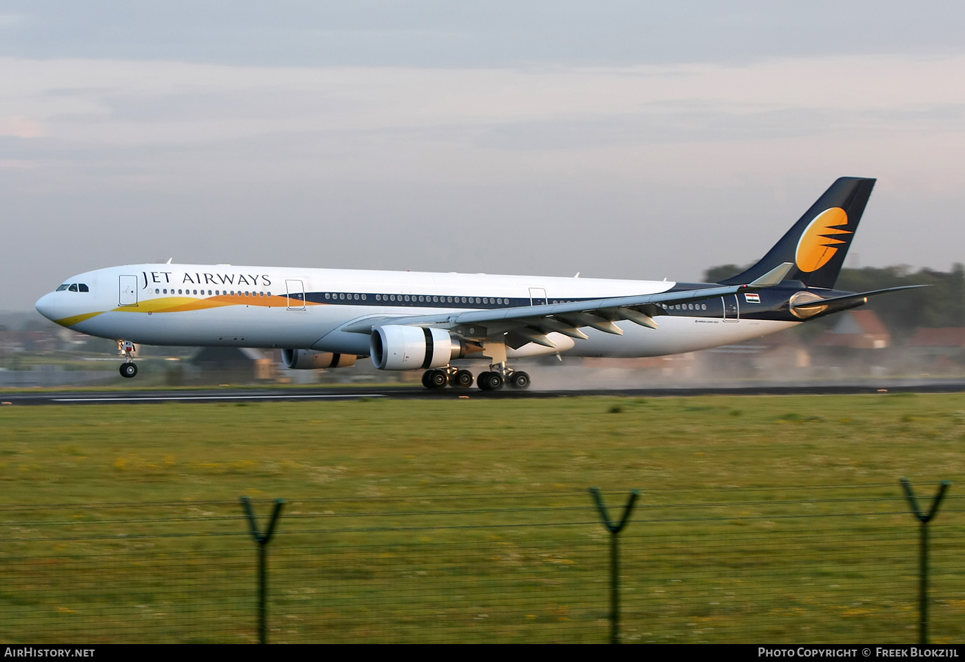 Aircraft Photo of VT-JWS | Airbus A330-302 | Jet Airways | AirHistory.net #374547