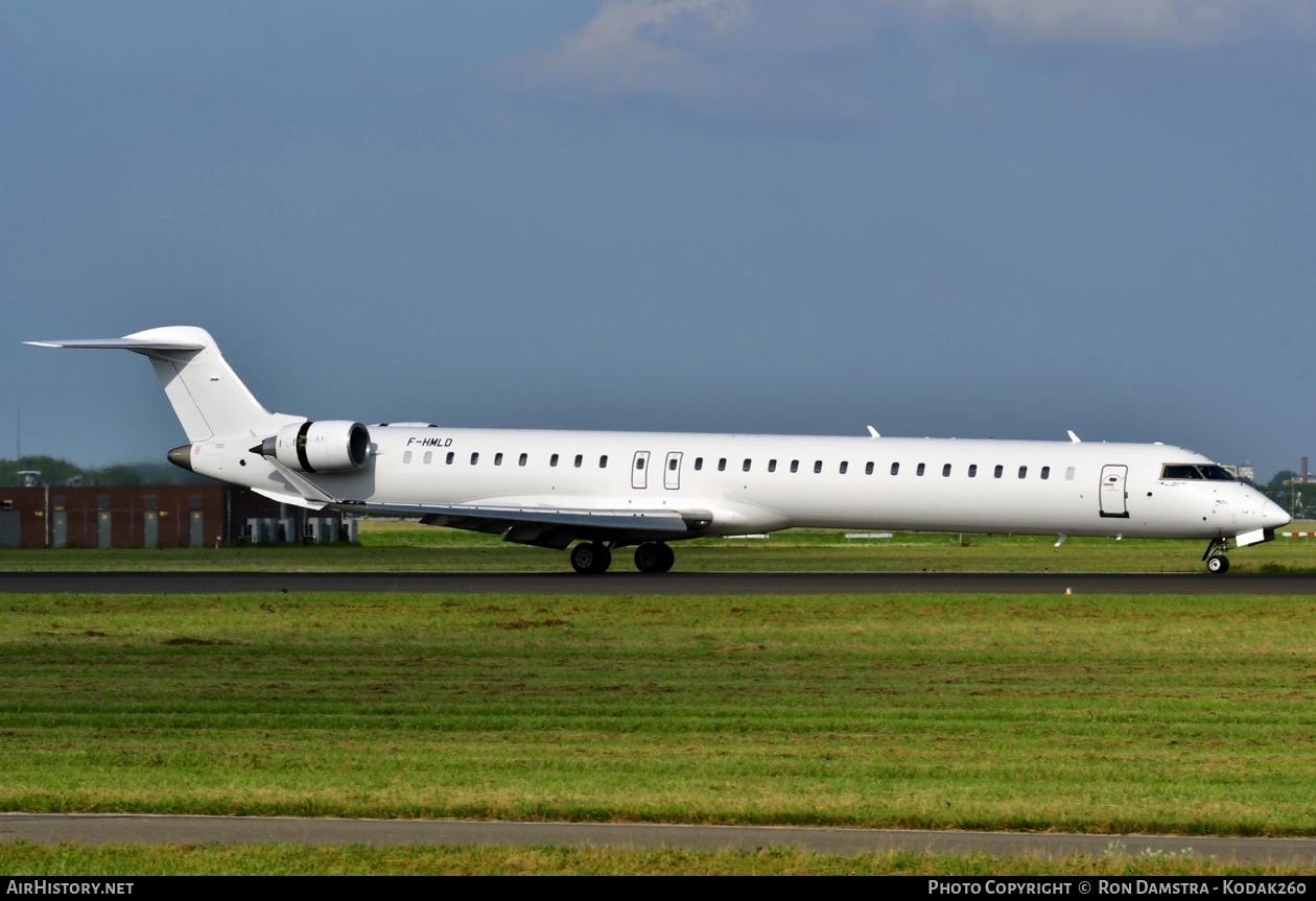 Aircraft Photo of F-HMLD | Bombardier CRJ-1000EL NG (CL-600-2E25) | AirHistory.net #374604