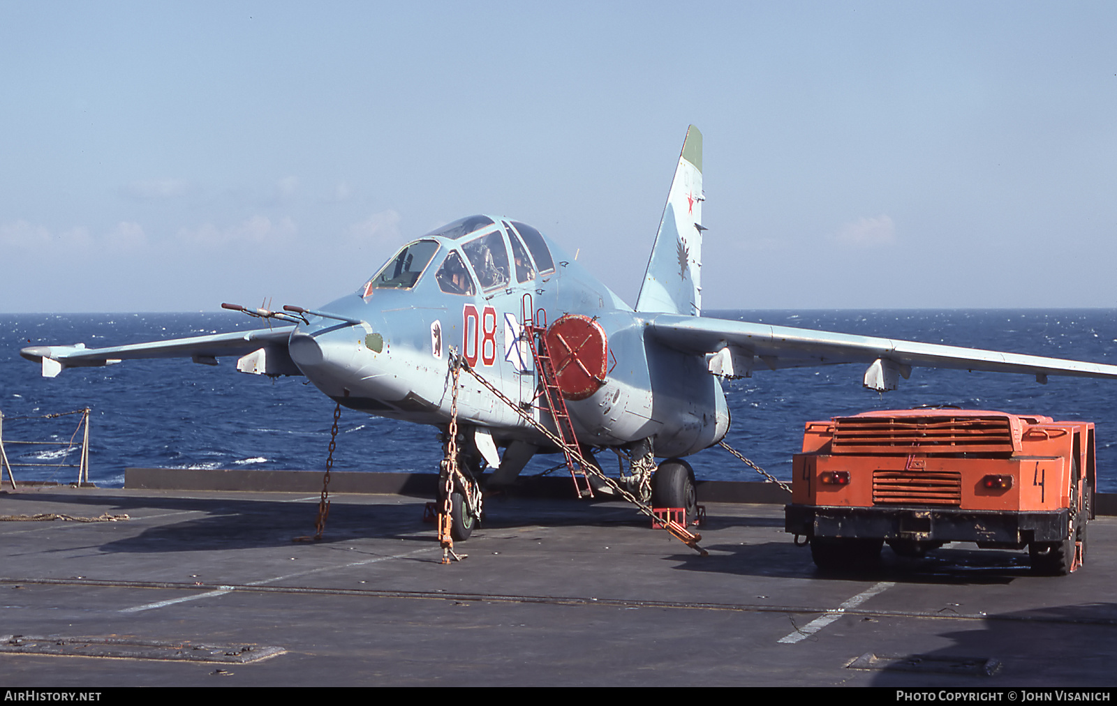 Aircraft Photo of 08 red | Sukhoi Su-25UTG | Russia - Navy | AirHistory.net #374611