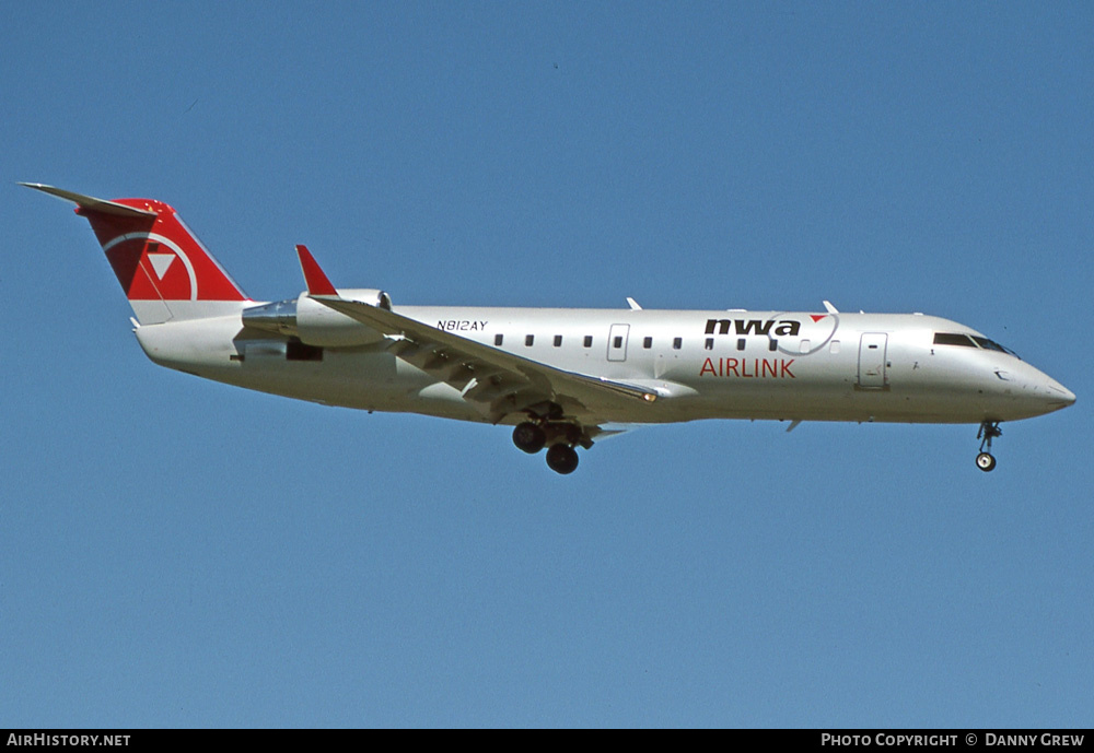 Aircraft Photo of N812AY | Bombardier CRJ-440 (CL-600-2B19) | NWA Airlink | AirHistory.net #374674