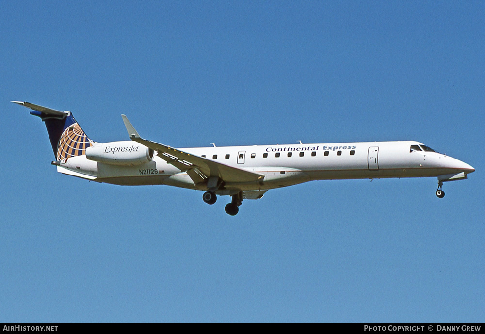 Aircraft Photo of N21129 | Embraer ERJ-145XR (EMB-145XR) | Continental Express | AirHistory.net #374676