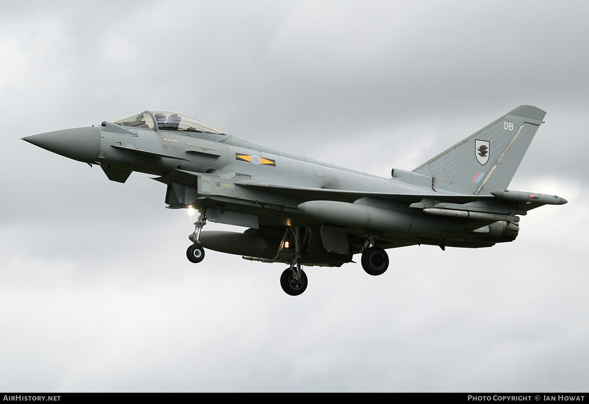 Aircraft Photo of ZJ932 | Eurofighter EF-2000 Typhoon FGR4 | UK - Air Force | AirHistory.net #374710