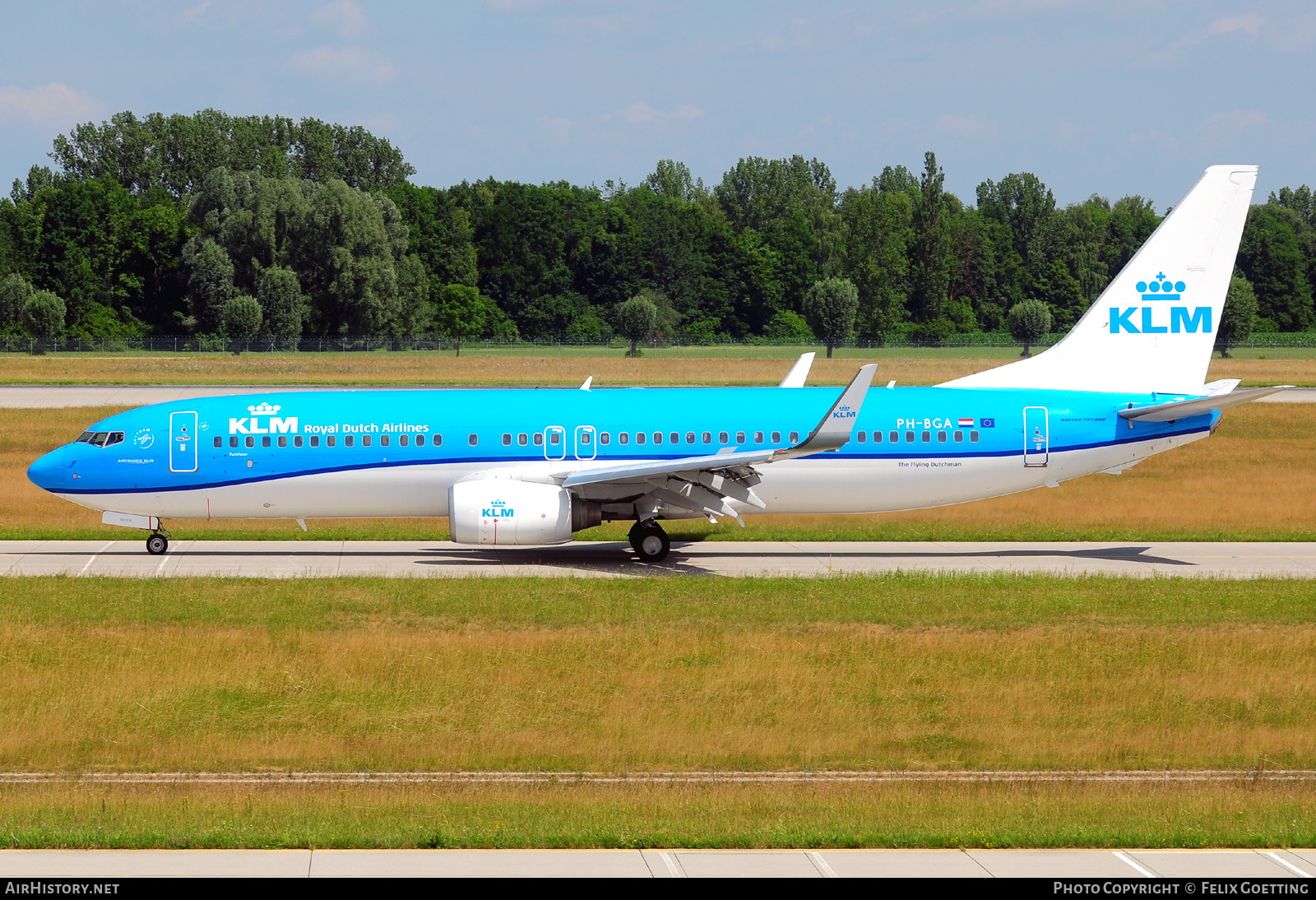 Aircraft Photo of PH-BGA | Boeing 737-8K2 | KLM - Royal Dutch Airlines | AirHistory.net #374798