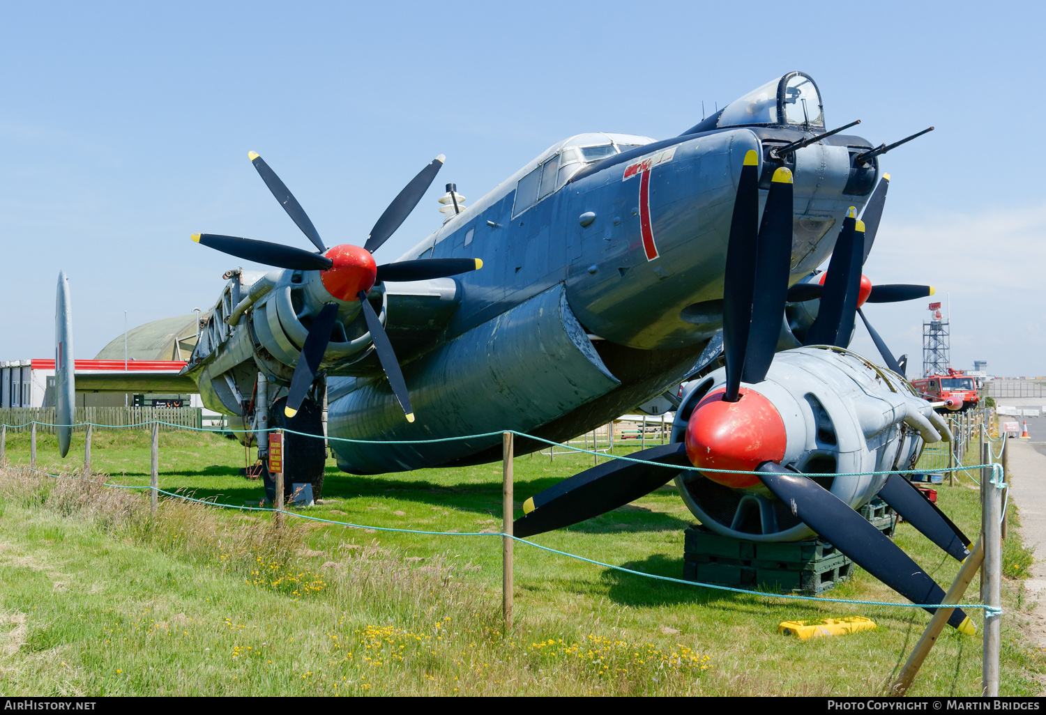 Aircraft Photo of WL795 | Avro 696 Shackleton MR2 | UK - Air Force | AirHistory.net #374801