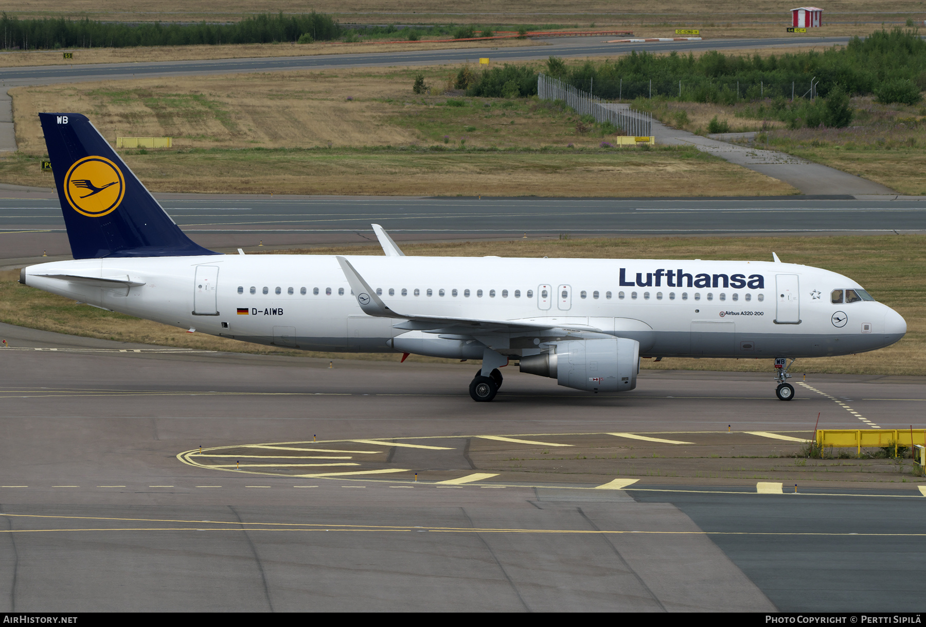 Aircraft Photo of D-AIWB | Airbus A320-214 | Lufthansa | AirHistory.net #374899