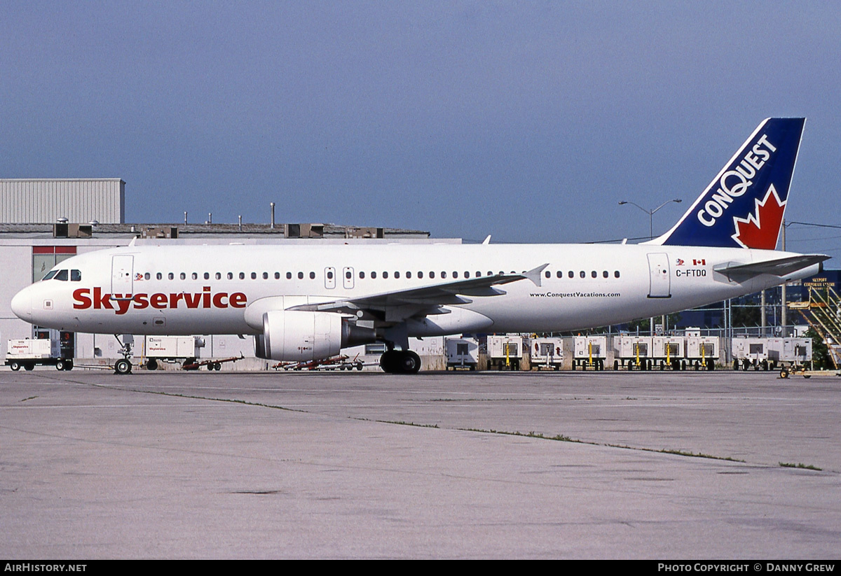 Aircraft Photo of C-FTDQ | Airbus A320-214 | Skyservice Airlines | AirHistory.net #374920