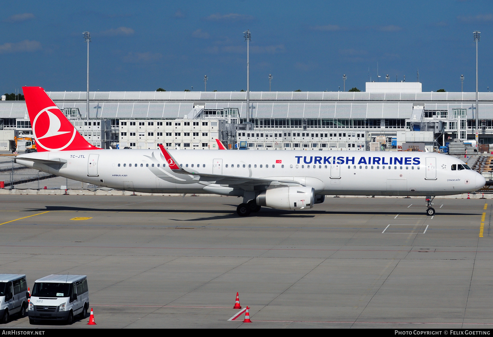 Aircraft Photo of TC-JTL | Airbus A321-231 | Turkish Airlines | AirHistory.net #375086