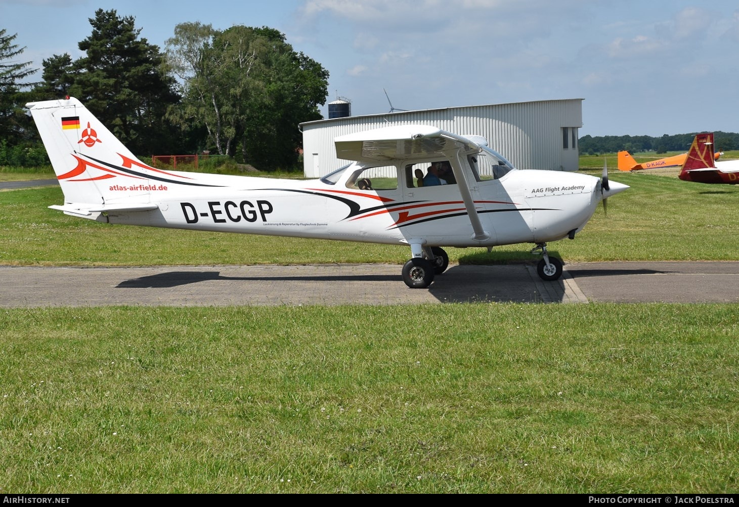 Aircraft Photo of D-ECGP | Reims F172N | AAG Flight Academy | AirHistory.net #375136