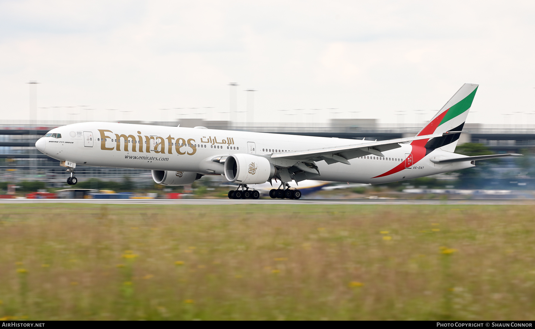 Aircraft Photo of A6-ENT | Boeing 777-31H/ER | Emirates | AirHistory.net #375201