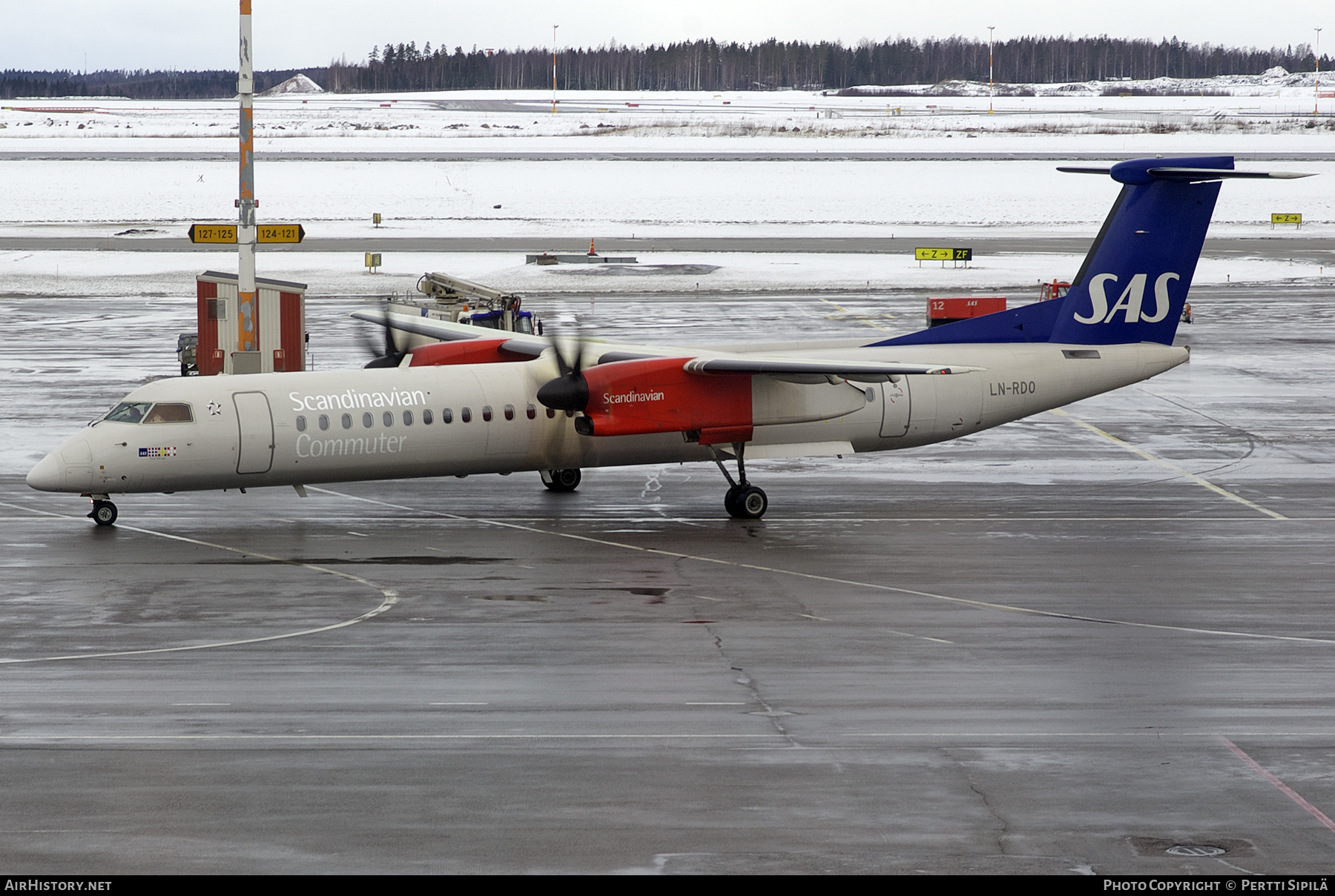 Aircraft Photo of LN-RDO | Bombardier DHC-8-402 Dash 8 | Scandinavian Commuter - SAS | AirHistory.net #375243