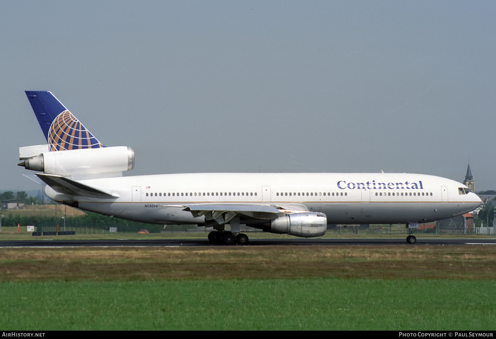 Aircraft Photo of N13066 | McDonnell Douglas DC-10-30 | Continental Airlines | AirHistory.net #375255