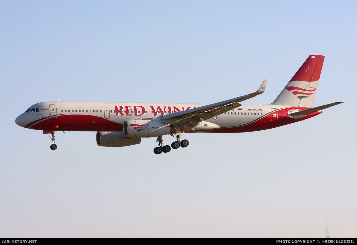 Aircraft Photo of RA-64046 | Tupolev Tu-204-100B | Red Wings | AirHistory.net #375285