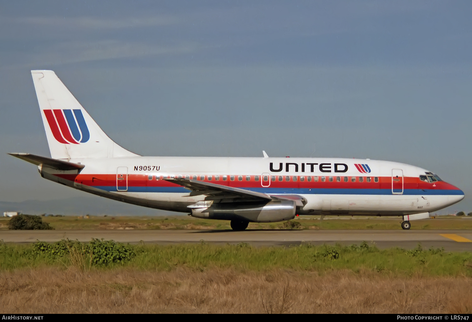 Aircraft Photo of N9057U | Boeing 737-222 | United Airlines | AirHistory.net #375384