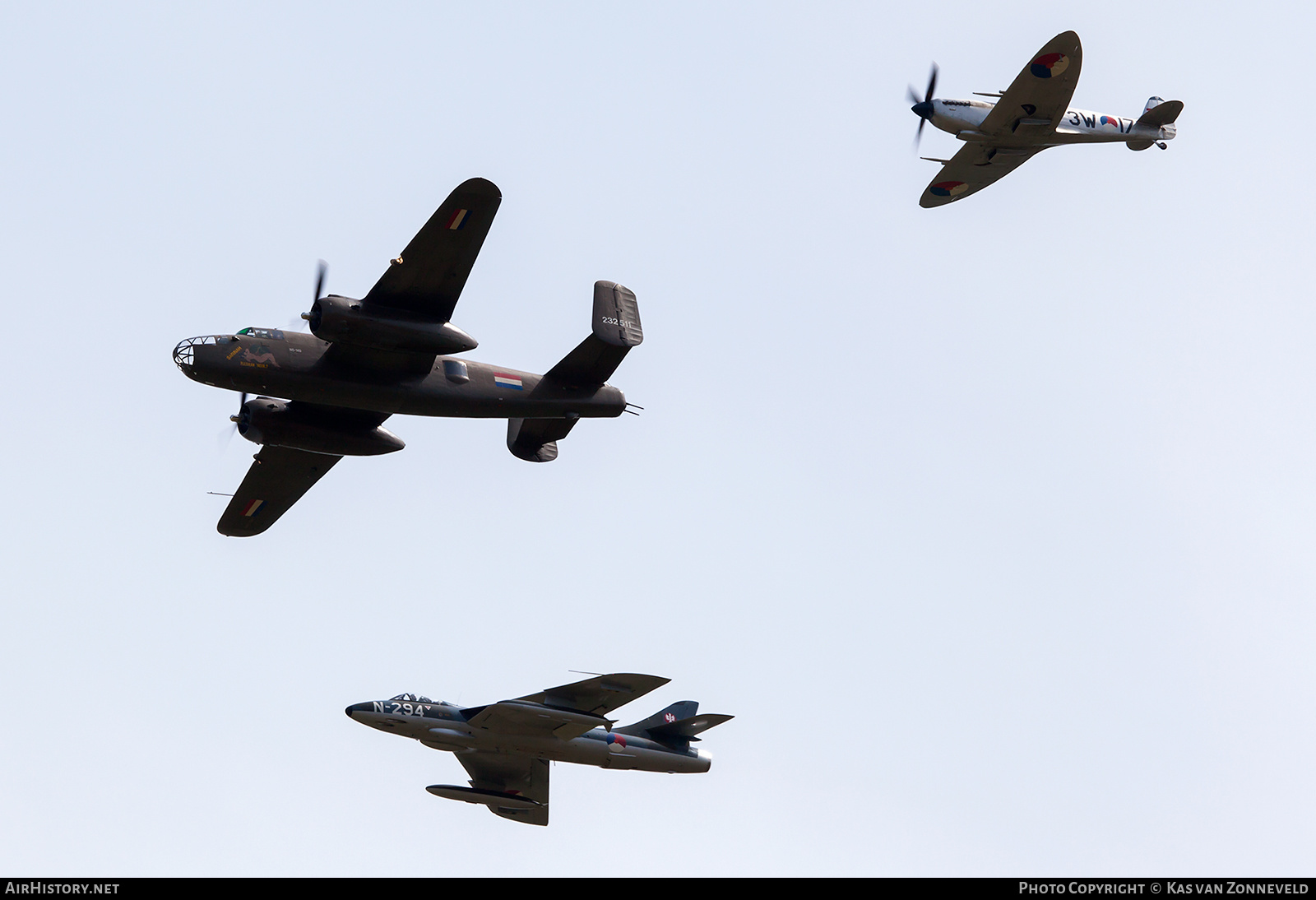 Aircraft Photo of PH-OUQ / MK732 | Supermarine 361 Spitfire LF9B | Netherlands - Air Force | AirHistory.net #375487