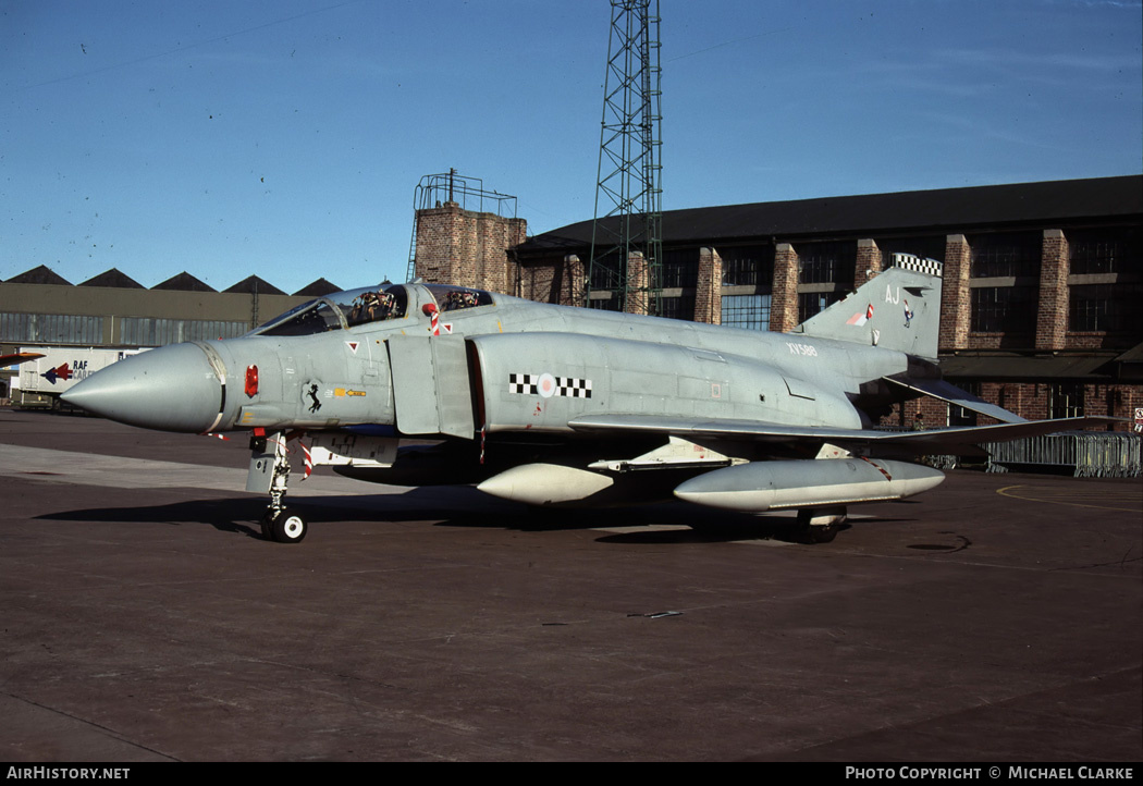 Aircraft Photo of XV586 | McDonnell Douglas F-4K Phantom FG1 | UK - Air Force | AirHistory.net #375517