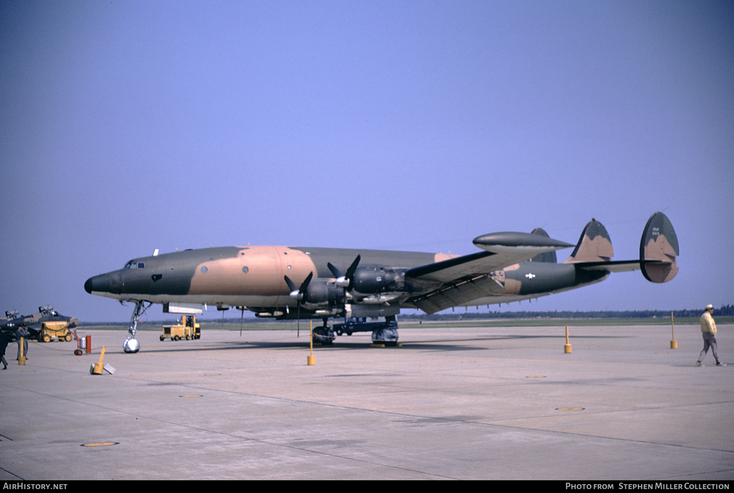 Aircraft Photo of 67-21475 / 21475 | Lockheed EC-121R Warning Star | USA - Air Force | AirHistory.net #375527
