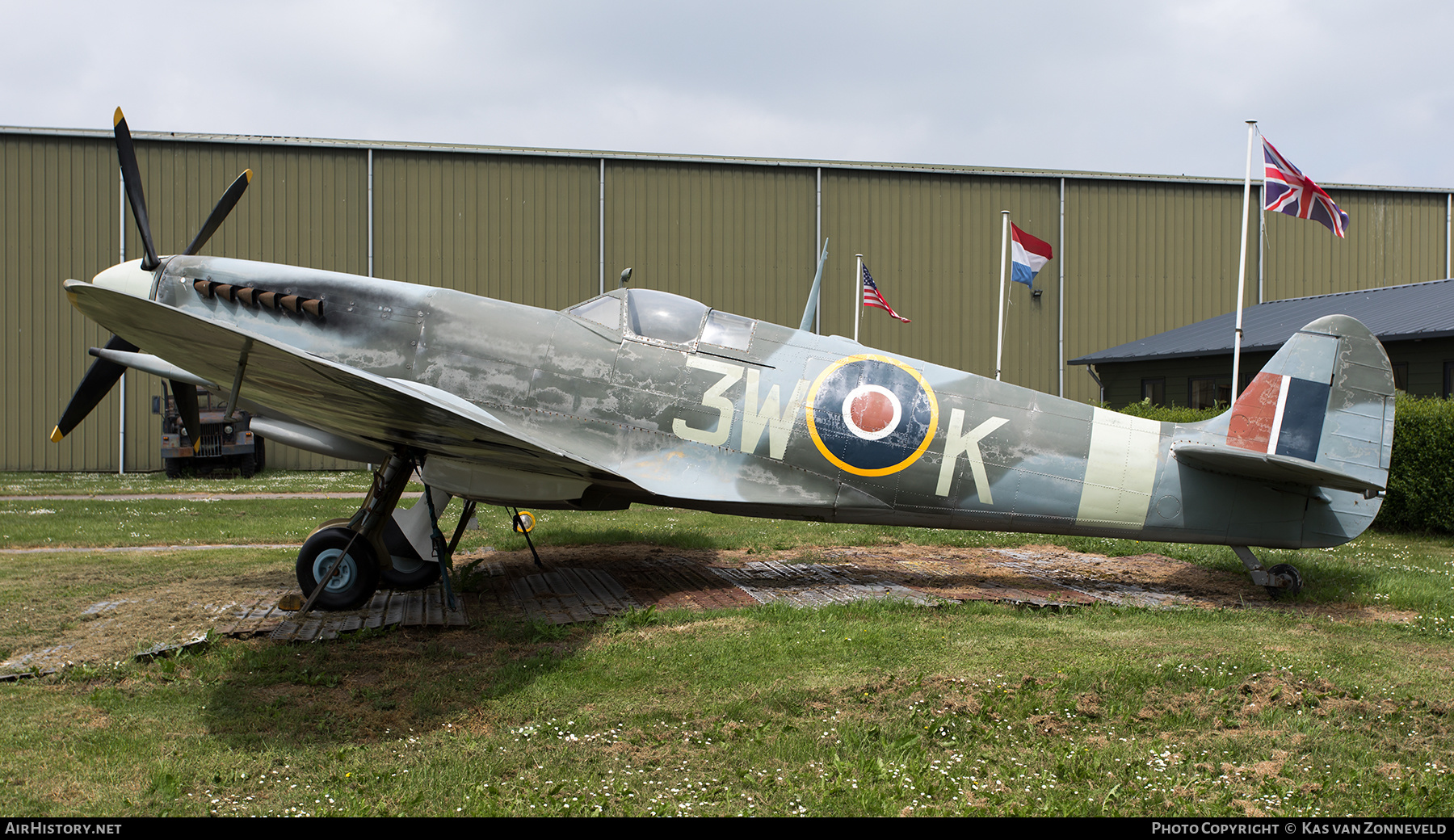Aircraft Photo of No Reg | Supermarine 361 Spitfire LF9 (model) | UK - Air Force | AirHistory.net #375568