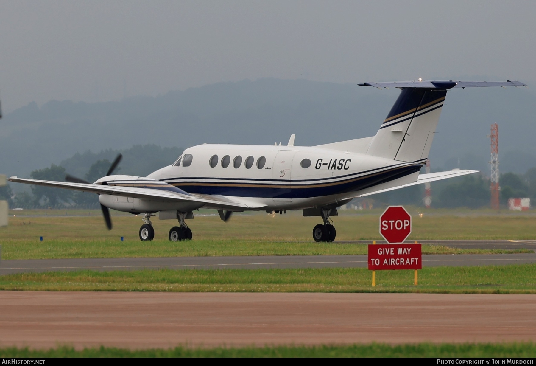 Aircraft Photo of G-IASC | Beech 200 Super King Air | AirHistory.net #375584