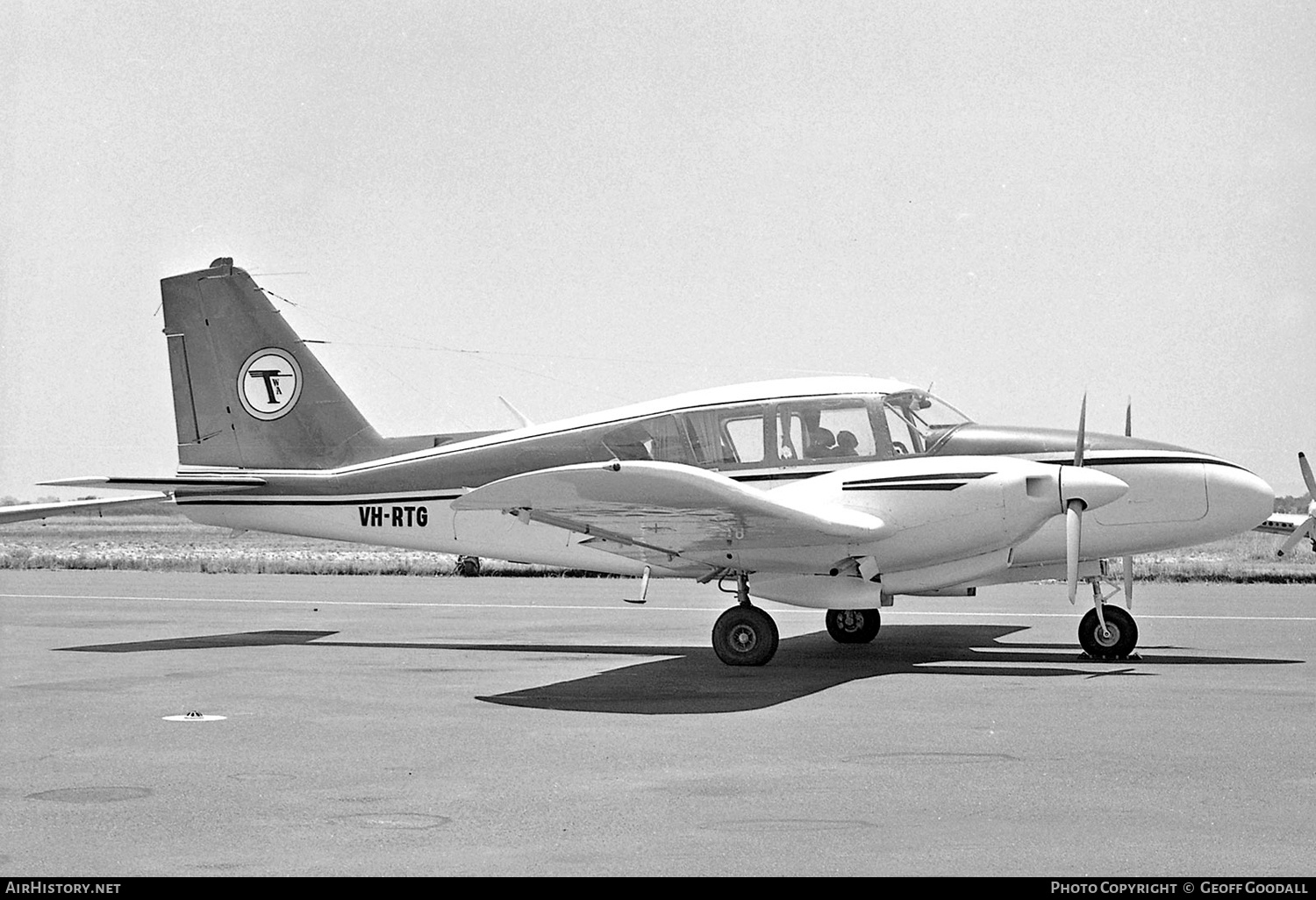 Aircraft Photo of VH-RTG | Piper PA-23-250 Aztec C | Trans West Air Charter | AirHistory.net #375625
