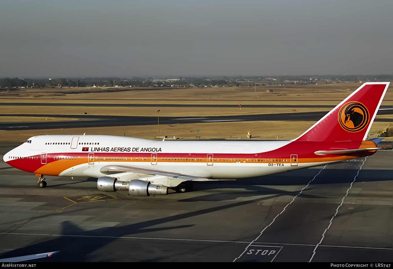 Aircraft Photo of D2-TEA | Boeing 747-312 | TAAG Angola Airlines - Linhas Aéreas de Angola | AirHistory.net #375662