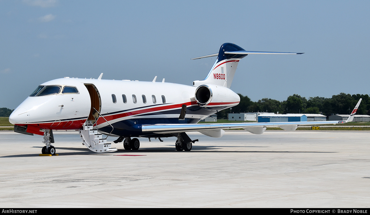 Aircraft Photo of N86DQ | Bombardier Challenger 300 (BD-100-1A10) | AirHistory.net #375715
