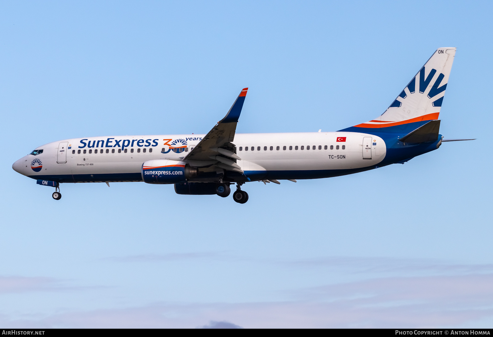 Aircraft Photo of TC-SON | Boeing 737-86J | SunExpress | AirHistory.net #375753